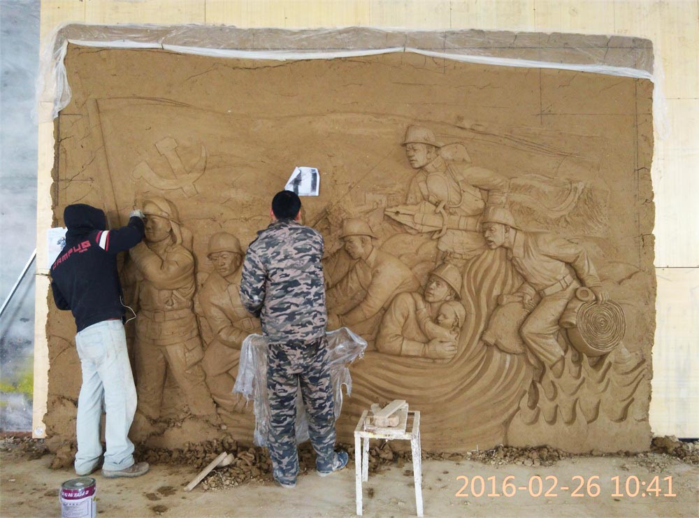 工程公告：消防題材玻璃鋼浮雕泥塑即將完工。