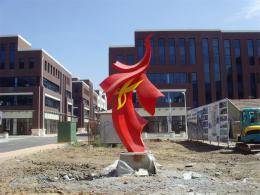 hj1722 不銹鋼雕塑—凌空之剪_青島國際服裝城不銹鋼雕塑、石雕、玻璃鋼雕塑_濱州宏景雕塑有限公司