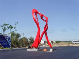 青島國際服裝城不銹鋼雕塑、石雕、玻璃鋼雕塑_濱州宏景雕塑有限公司